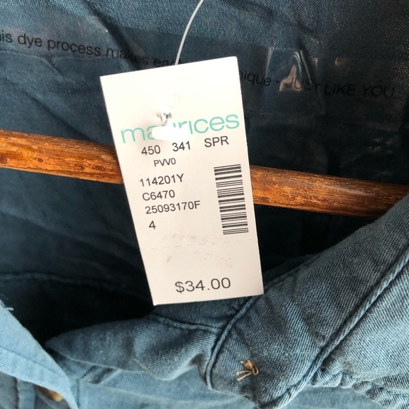 Maurice’s Blue Button Down Top - Picture 3 of 5